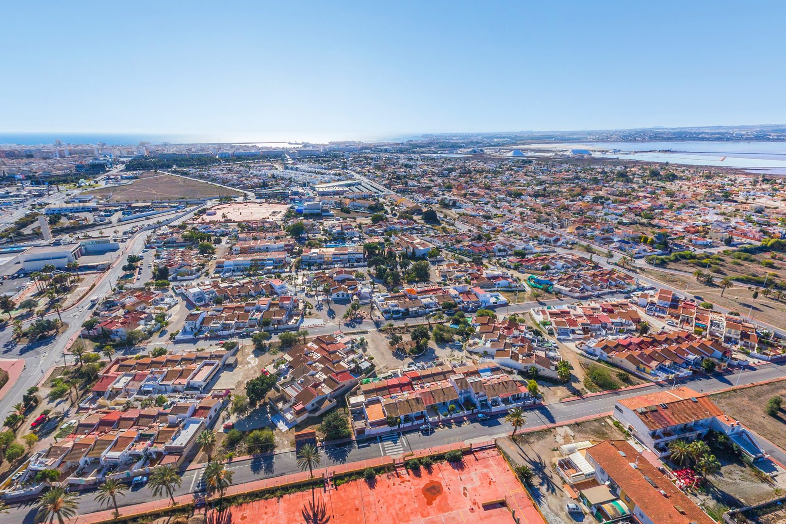 Torretas 3 neighborhood community Torrevieja